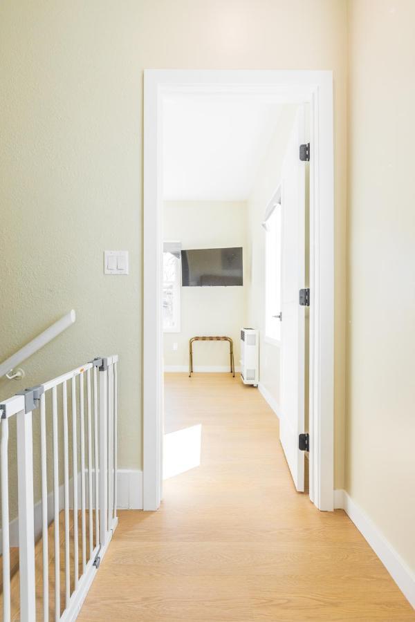 Cozy Sunny Brand-New Apt 1 Block From The Beach Long Beach Kültér fotó